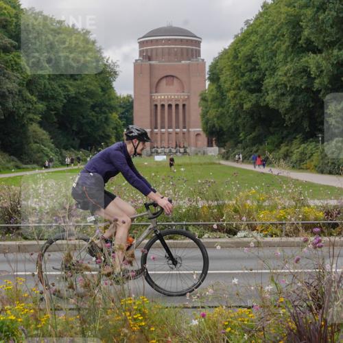 14.09.2025 - Stadtparktriathlon Michael Burmester http://msf.ph/oto/8904909 14.09.2025 11:50:53 Radfahren 936, 980, 1026, 1027, 1029, 1059, 1112 meine-sportfotos.de