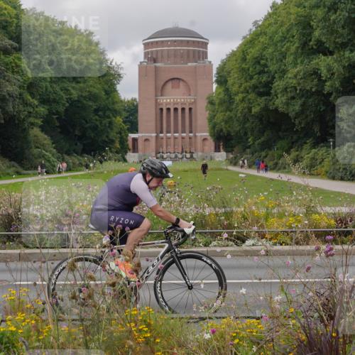 14.09.2025 - Stadtparktriathlon Michael Burmester http://msf.ph/oto/8904914 14.09.2025 11:51:01 Radfahren 926, 936, 980, 1000, 1026, 1027, 1059, 1112 meine-sportfotos.de