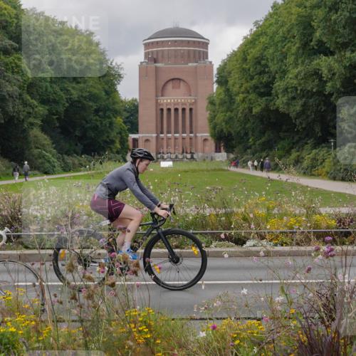 14.09.2025 - Stadtparktriathlon Michael Burmester http://msf.ph/oto/8904941 14.09.2025 11:52:22 Radfahren 932, 982, 989, 1020, 1078, 1094, 1107 meine-sportfotos.de