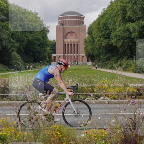 14.09.2025 - Stadtparktriathlon Michael Burmester http://msf.ph/oto/8904974 14.09.2025 11:53:55 Radfahren 1031, 1036, 1046, 1058, 1086, 1099, 1185 meine-sportfotos.de