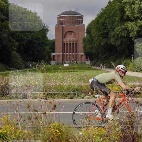 14.09.2025 - Stadtparktriathlon Michael Burmester http://msf.ph/oto/8905011 14.09.2025 11:56:07 Radfahren 937, 1014, 1022, 1082, 1113, 1214 meine-sportfotos.de