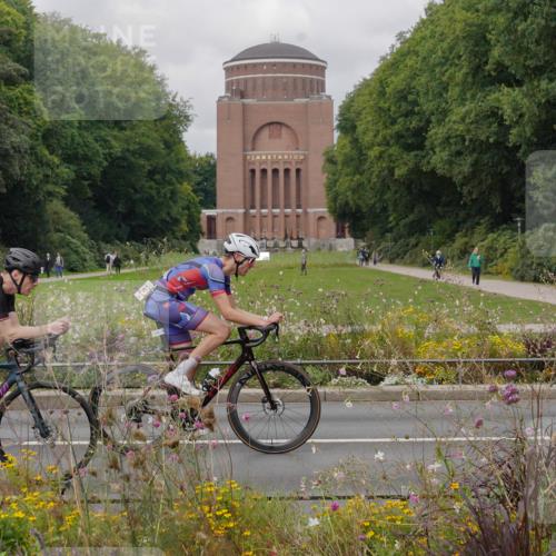 14.09.2025 - Stadtparktriathlon Michael Burmester http://msf.ph/oto/8905056 14.09.2025 11:58:21 Radfahren 945, 1002, 1040, 1083, 1101, 1112, 1121, 1143, 1155, 1160, 1180, 1213 meine-sportfotos.de