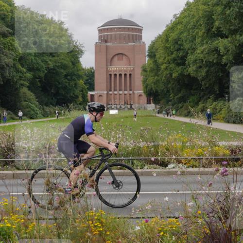 14.09.2025 - Stadtparktriathlon Michael Burmester http://msf.ph/oto/8905065 14.09.2025 11:58:41 Radfahren 972, 1059, 1066, 1097, 1102, 1128, 1156, 1193 meine-sportfotos.de
