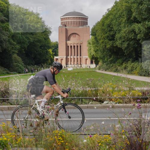 14.09.2025 - Stadtparktriathlon Michael Burmester http://msf.ph/oto/8905098 14.09.2025 12:00:37 Radfahren 974, 1033, 1036, 1047, 1063, 1192 meine-sportfotos.de