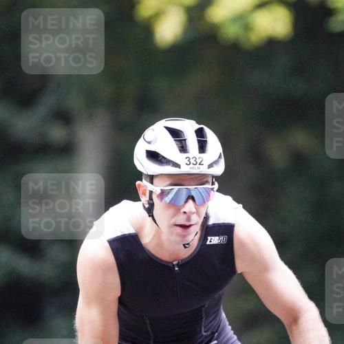 14.09.2025 - Stadtparktriathlon Michael Burmester http://msf.ph/oto/8906044 14.09.2025 09:04:25 Radfahren 303, 315, 332, 338, 360, 372 meine-sportfotos.de