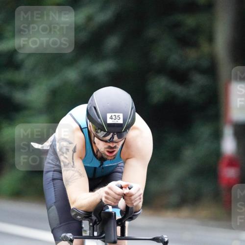 14.09.2025 - Stadtparktriathlon Michael Burmester http://msf.ph/oto/8906086 14.09.2025 09:04:58 Radfahren 378, 405, 435 meine-sportfotos.de