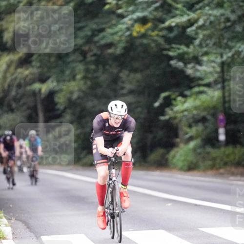 14.09.2025 - Stadtparktriathlon Michael Burmester http://msf.ph/oto/8906149 14.09.2025 09:05:55 Radfahren 307, 320, 356, 412, 480 meine-sportfotos.de