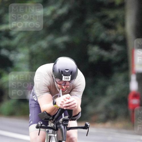 14.09.2025 - Stadtparktriathlon Michael Burmester http://msf.ph/oto/8906206 14.09.2025 09:06:28 Radfahren 331, 346, 386 meine-sportfotos.de