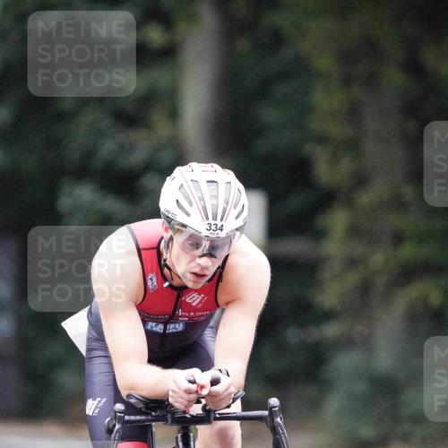 14.09.2025 - Stadtparktriathlon Michael Burmester http://msf.ph/oto/8906219 14.09.2025 09:06:44 Radfahren 334, 344, 374 meine-sportfotos.de