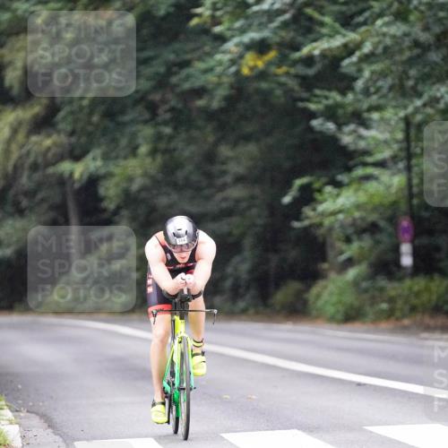 14.09.2025 - Stadtparktriathlon Michael Burmester http://msf.ph/oto/8906237 14.09.2025 09:07:09 Radfahren 314 meine-sportfotos.de