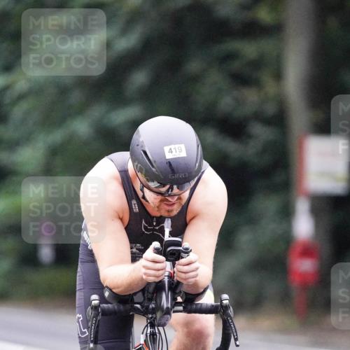 14.09.2025 - Stadtparktriathlon Michael Burmester http://msf.ph/oto/8906252 14.09.2025 09:07:34 Radfahren 304, 419, 425 meine-sportfotos.de