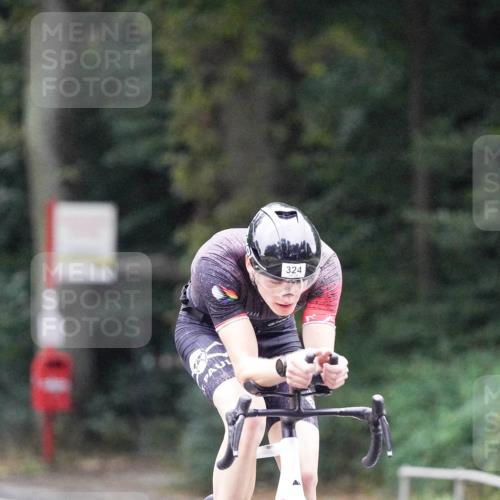 14.09.2025 - Stadtparktriathlon Michael Burmester http://msf.ph/oto/8906283 14.09.2025 09:07:50 Radfahren 324, 368, 380, 401, 404 meine-sportfotos.de
