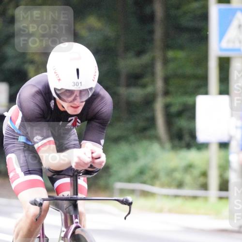 14.09.2025 - Stadtparktriathlon Michael Burmester http://msf.ph/oto/8906318 14.09.2025 09:08:29 Radfahren 301, 363, 371, 373, 381, 393, 400, 430 meine-sportfotos.de