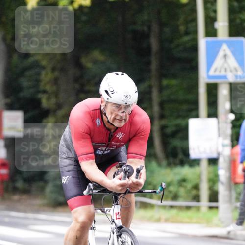 14.09.2025 - Stadtparktriathlon Michael Burmester http://msf.ph/oto/8906330 14.09.2025 09:08:32 Radfahren 301, 326, 345, 363, 370, 371, 373, 381, 383, 393, 400, 418, 430 meine-sportfotos.de