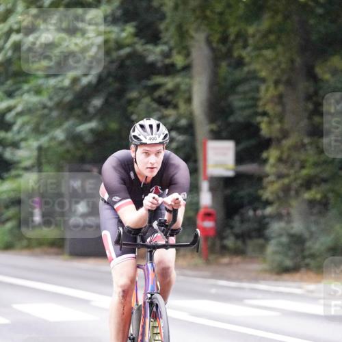 14.09.2025 - Stadtparktriathlon Michael Burmester http://msf.ph/oto/8906335 14.09.2025 09:08:34 Radfahren 301, 318, 326, 345, 363, 370, 371, 383, 393, 400, 418, 430 meine-sportfotos.de