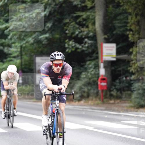14.09.2025 - Stadtparktriathlon Michael Burmester http://msf.ph/oto/8906365 14.09.2025 09:08:42 Radfahren 318, 326, 339, 340, 342, 345, 347, 363, 365, 370, 383, 392, 410, 418, 437 meine-sportfotos.de