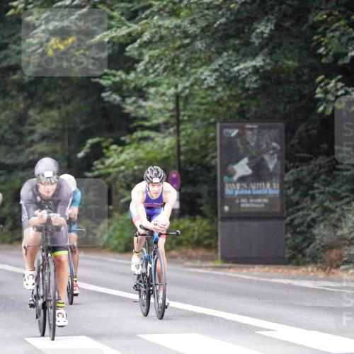 14.09.2025 - Stadtparktriathlon Michael Burmester http://msf.ph/oto/8906480 14.09.2025 09:10:03 Radfahren 311, 315, 328, 348, 350, 357, 387, 413, 414, 432 meine-sportfotos.de