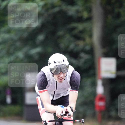 14.09.2025 - Stadtparktriathlon Michael Burmester http://msf.ph/oto/8906550 14.09.2025 09:10:34 Radfahren 303, 325, 372, 395, 420 meine-sportfotos.de