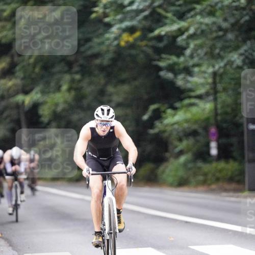 14.09.2025 - Stadtparktriathlon Michael Burmester http://msf.ph/oto/8906648 14.09.2025 09:11:15 Radfahren 312, 313, 330, 332, 408, 416, 436, 476 meine-sportfotos.de
