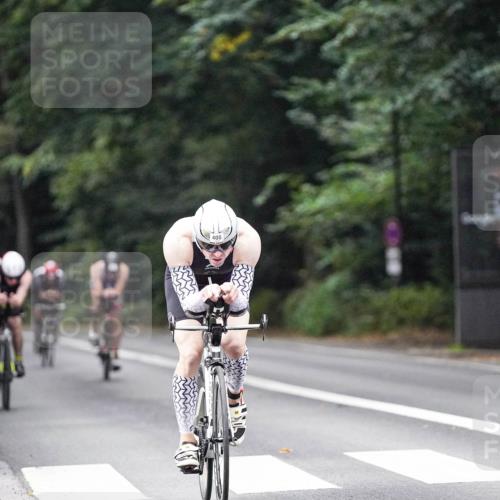 14.09.2025 - Stadtparktriathlon Michael Burmester http://msf.ph/oto/8906656 14.09.2025 09:11:17 Radfahren 312, 313, 321, 332, 405, 408, 416, 436, 476 meine-sportfotos.de