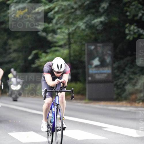 14.09.2025 - Stadtparktriathlon Michael Burmester http://msf.ph/oto/8906673 14.09.2025 09:11:23 Radfahren 312, 313, 321, 378, 405, 408, 416, 423, 436 meine-sportfotos.de