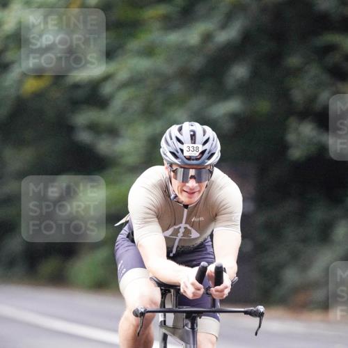 14.09.2025 - Stadtparktriathlon Michael Burmester http://msf.ph/oto/8906718 14.09.2025 09:11:48 Radfahren 310, 335, 338, 394 meine-sportfotos.de
