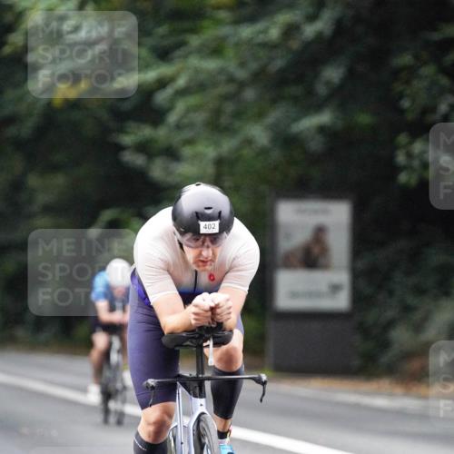 14.09.2025 - Stadtparktriathlon Michael Burmester http://msf.ph/oto/8906735 14.09.2025 09:12:00 Radfahren 307, 317, 331, 402, 412 meine-sportfotos.de