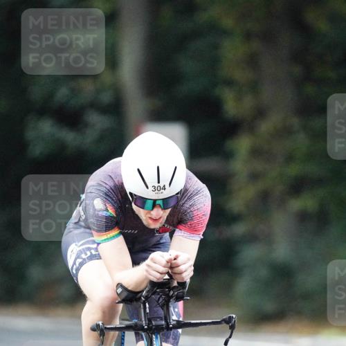 14.09.2025 - Stadtparktriathlon Michael Burmester http://msf.ph/oto/8906818 14.09.2025 09:13:33 Radfahren 304, 346, 386, 425 meine-sportfotos.de