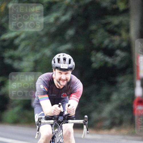 14.09.2025 - Stadtparktriathlon Michael Burmester http://msf.ph/oto/8906828 14.09.2025 09:13:39 Radfahren 324, 346, 386, 425 meine-sportfotos.de