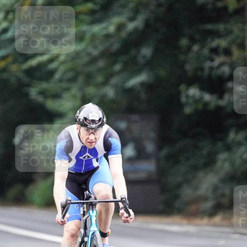 14.09.2025 - Stadtparktriathlon Michael Burmester http://msf.ph/oto/8906871 14.09.2025 09:14:28 Radfahren 301, 318, 326, 340, 345, 347, 363, 370, 371, 373, 377, 380, 381, 389, 401, 404 meine-sportfotos.de
