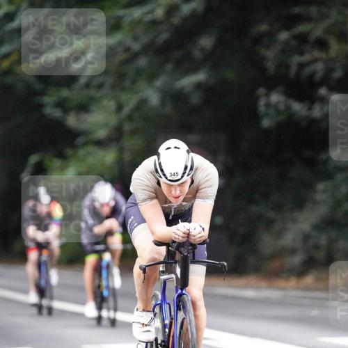14.09.2025 - Stadtparktriathlon Michael Burmester http://msf.ph/oto/8906876 14.09.2025 09:14:31 Radfahren 301, 318, 326, 340, 345, 347, 363, 370, 371, 373, 377, 380, 381, 389, 401, 404 meine-sportfotos.de