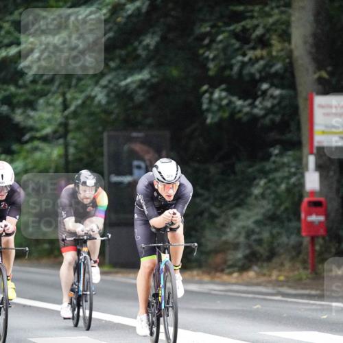 14.09.2025 - Stadtparktriathlon Michael Burmester http://msf.ph/oto/8906880 14.09.2025 09:14:31 Radfahren 301, 318, 326, 340, 345, 347, 363, 370, 371, 373, 377, 380, 381, 389, 401, 404 meine-sportfotos.de