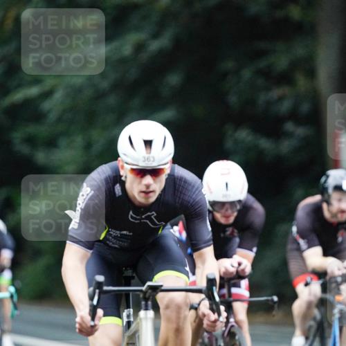 14.09.2025 - Stadtparktriathlon Michael Burmester http://msf.ph/oto/8906884 14.09.2025 09:14:32 Radfahren 301, 318, 326, 340, 345, 347, 363, 370, 371, 373, 377, 380, 381, 389, 401, 404 meine-sportfotos.de