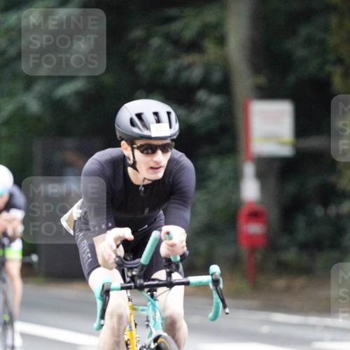 14.09.2025 - Stadtparktriathlon Michael Burmester http://msf.ph/oto/8906890 14.09.2025 09:14:33 Radfahren 301, 318, 326, 340, 345, 347, 363, 370, 371, 373, 377, 380, 381, 389, 401, 404 meine-sportfotos.de