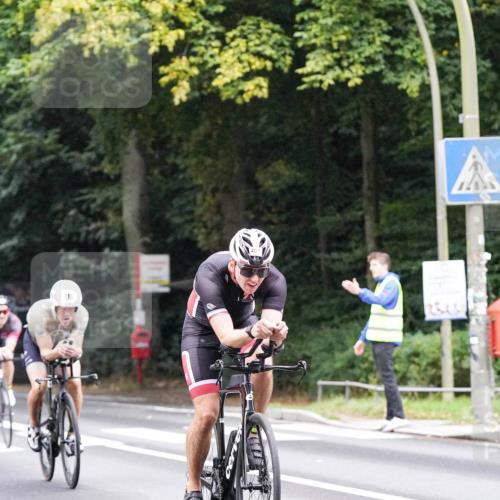 14.09.2025 - Stadtparktriathlon Michael Burmester http://msf.ph/oto/8906898 14.09.2025 09:14:35 Radfahren 301, 318, 326, 340, 345, 347, 363, 370, 371, 373, 377, 380, 381, 401, 404 meine-sportfotos.de