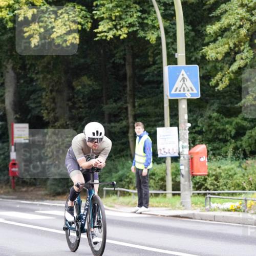 14.09.2025 - Stadtparktriathlon Michael Burmester http://msf.ph/oto/8906909 14.09.2025 09:14:37 Radfahren 301, 318, 326, 340, 347, 363, 370, 371, 373, 377, 380, 381, 401, 404 meine-sportfotos.de