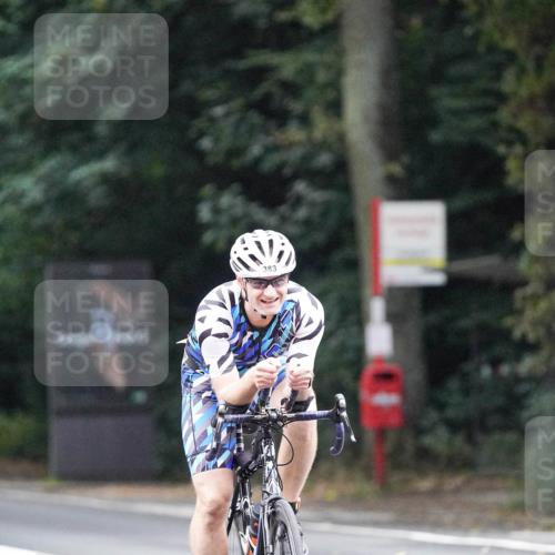 14.09.2025 - Stadtparktriathlon Michael Burmester http://msf.ph/oto/8906934 14.09.2025 09:15:02 Radfahren 353, 362, 365, 383, 400, 430 meine-sportfotos.de