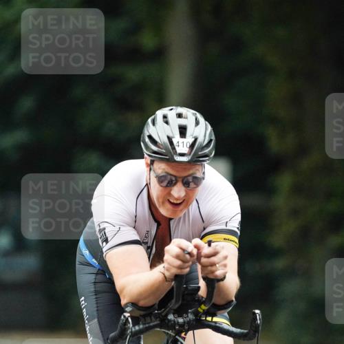 14.09.2025 - Stadtparktriathlon Michael Burmester http://msf.ph/oto/8906967 14.09.2025 09:15:23 Radfahren 323, 341, 349, 379, 410 meine-sportfotos.de