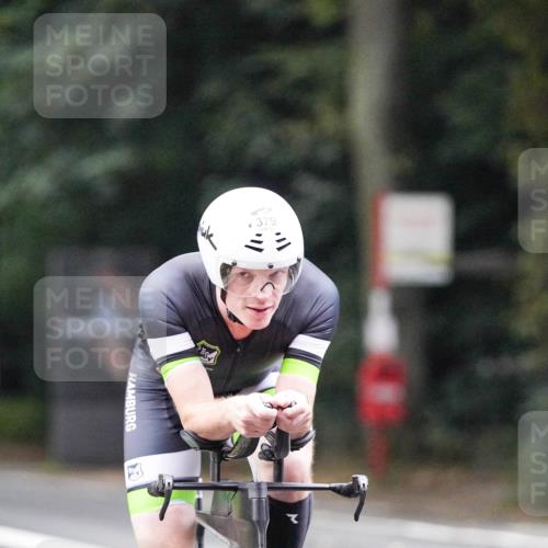 14.09.2025 - Stadtparktriathlon Michael Burmester http://msf.ph/oto/8906981 14.09.2025 09:15:29 Radfahren 337, 341, 349, 379, 392, 418 meine-sportfotos.de