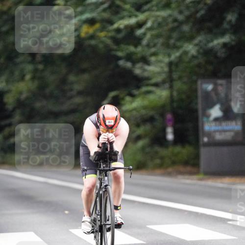 14.09.2025 - Stadtparktriathlon Michael Burmester http://msf.ph/oto/8907011 14.09.2025 09:15:48 Radfahren 361, 398, 466 meine-sportfotos.de