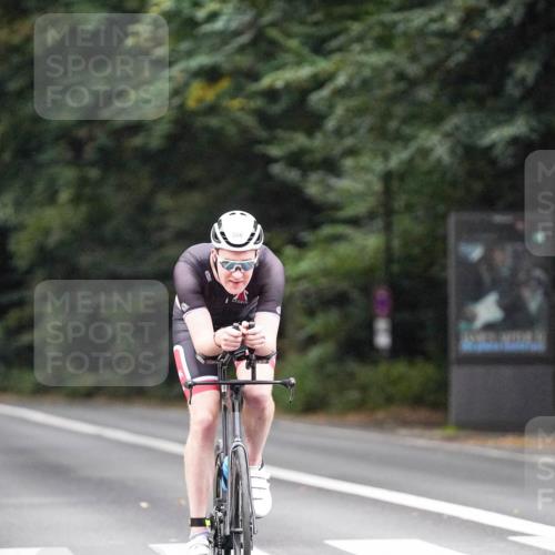 14.09.2025 - Stadtparktriathlon Michael Burmester http://msf.ph/oto/8907018 14.09.2025 09:15:51 Radfahren 361, 376, 398, 466 meine-sportfotos.de