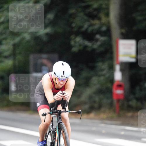 14.09.2025 - Stadtparktriathlon Michael Burmester http://msf.ph/oto/8907026 14.09.2025 09:15:56 Radfahren 357, 376, 398, 434, 466 meine-sportfotos.de