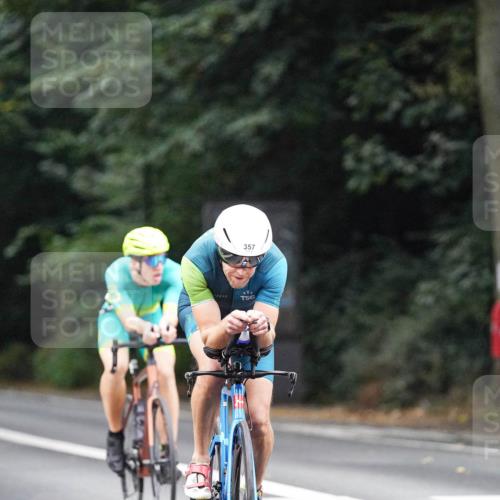 14.09.2025 - Stadtparktriathlon Michael Burmester http://msf.ph/oto/8907038 14.09.2025 09:16:03 Radfahren 357, 376, 413, 414, 434, 488 meine-sportfotos.de