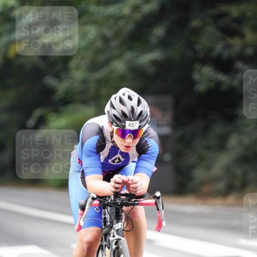 14.09.2025 - Stadtparktriathlon Michael Burmester http://msf.ph/oto/8907134 14.09.2025 09:16:49 Radfahren 303, 350, 372, 399, 435, 453, 457, 460, 462 meine-sportfotos.de
