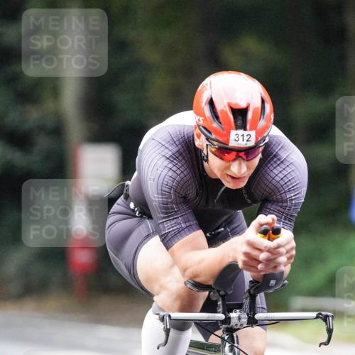 14.09.2025 - Stadtparktriathlon Michael Burmester http://msf.ph/oto/8907180 14.09.2025 09:17:15 Radfahren 312, 325, 360, 369, 391, 408, 416, 463 meine-sportfotos.de
