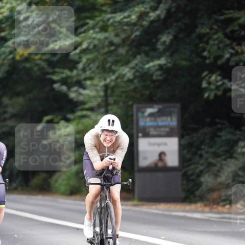 14.09.2025 - Stadtparktriathlon Michael Burmester http://msf.ph/oto/8907208 14.09.2025 09:17:29 Radfahren 313, 335, 387, 421, 436 meine-sportfotos.de