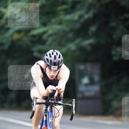14.09.2025 - Stadtparktriathlon Michael Burmester http://msf.ph/oto/8907250 14.09.2025 09:17:55 Radfahren 321, 322, 378, 405, 412, 475 meine-sportfotos.de