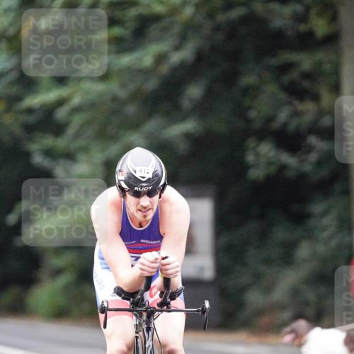 14.09.2025 - Stadtparktriathlon Michael Burmester http://msf.ph/oto/8907270 14.09.2025 09:18:03 Radfahren 307, 322, 332, 412, 474, 475 meine-sportfotos.de