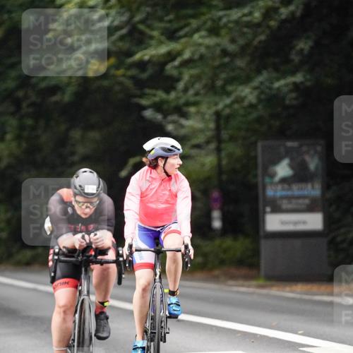 14.09.2025 - Stadtparktriathlon Michael Burmester http://msf.ph/oto/8907328 14.09.2025 09:18:32 Radfahren 358, 374, 415, 483 meine-sportfotos.de