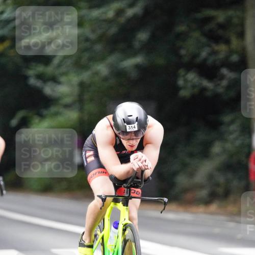 14.09.2025 - Stadtparktriathlon Michael Burmester http://msf.ph/oto/8907389 14.09.2025 09:19:05 Radfahren 314, 334, 422, 431, 472, 480, 482 meine-sportfotos.de